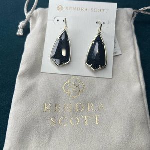 Kendra Scott Carla earrings in Blue Goldstone! NWT!